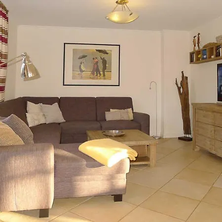 Holiday home La Vela Utersum
