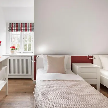 Holiday home La Vela Utersum